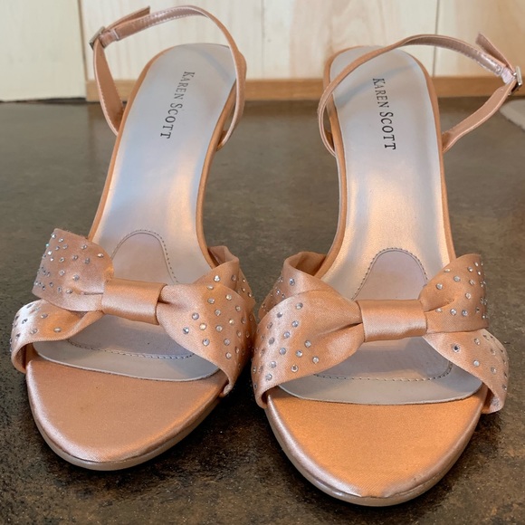 🌈Karen Scott Romeo Strappy Shoes - Picture 2 of 8